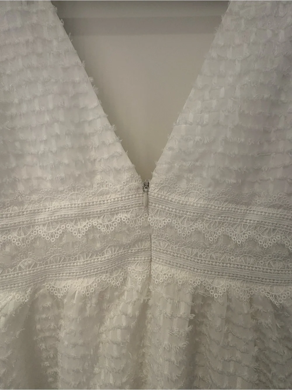 Lulu's White Textured V-Neck Midi Dress